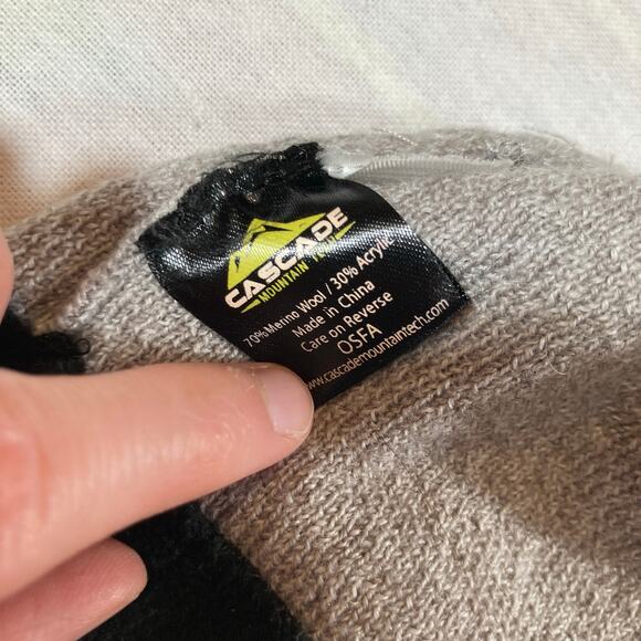 Cascade Mountain Tech OS Grey Wool Blend Lined Beanie Hat Ski Outdoor Gorpcore - Picture 7 of 8